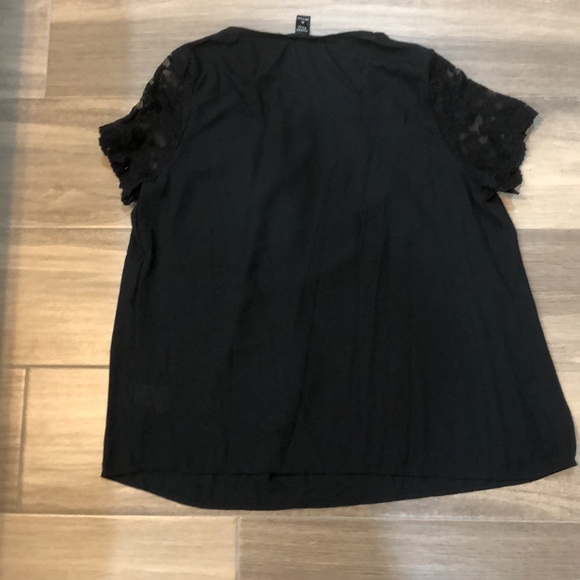 Emery Rose mesh blouse - Picture 8 of 8